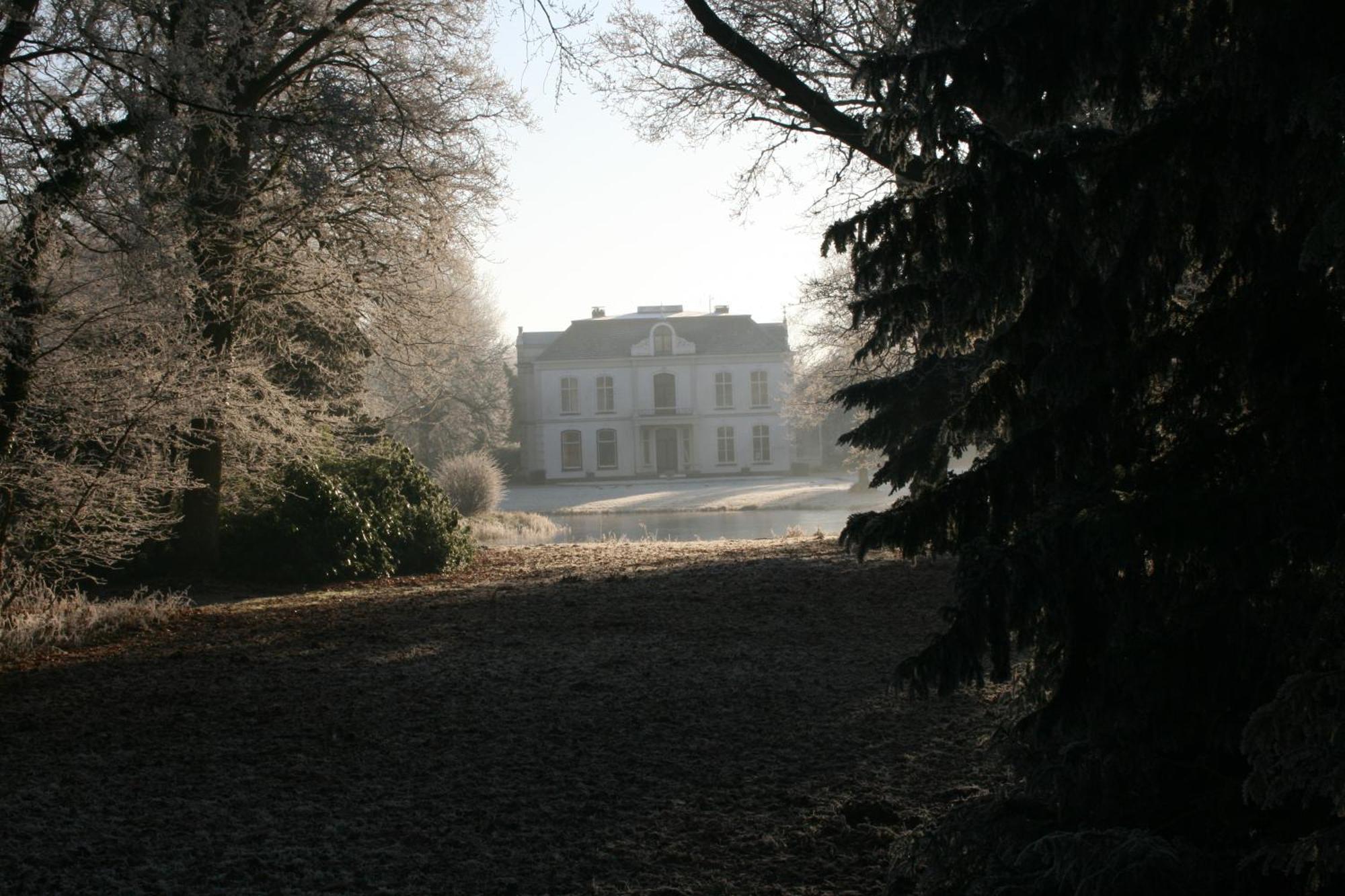 Strandhotel Dennenbos Oostkapelle Exteriör bild